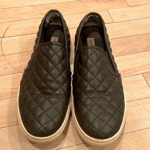 Steve Madden ECENTRCQ SLIP-ON SNEAKER